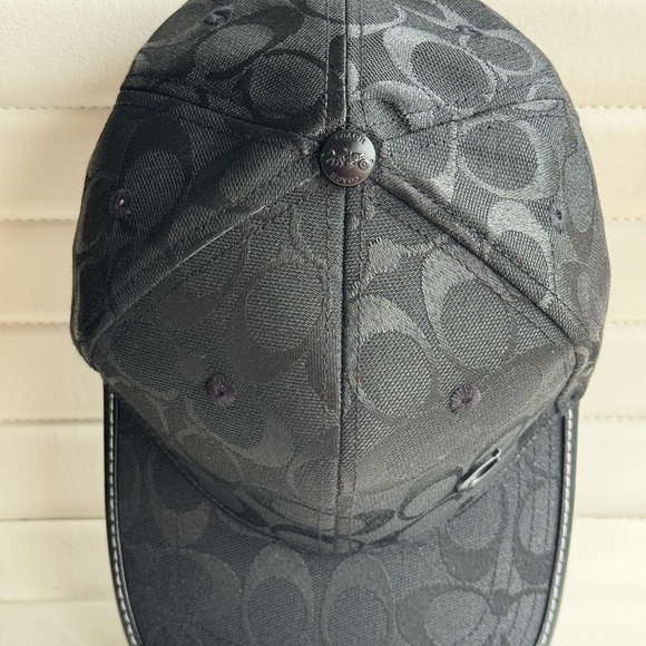 Coach Hat - Picture 5 of 9